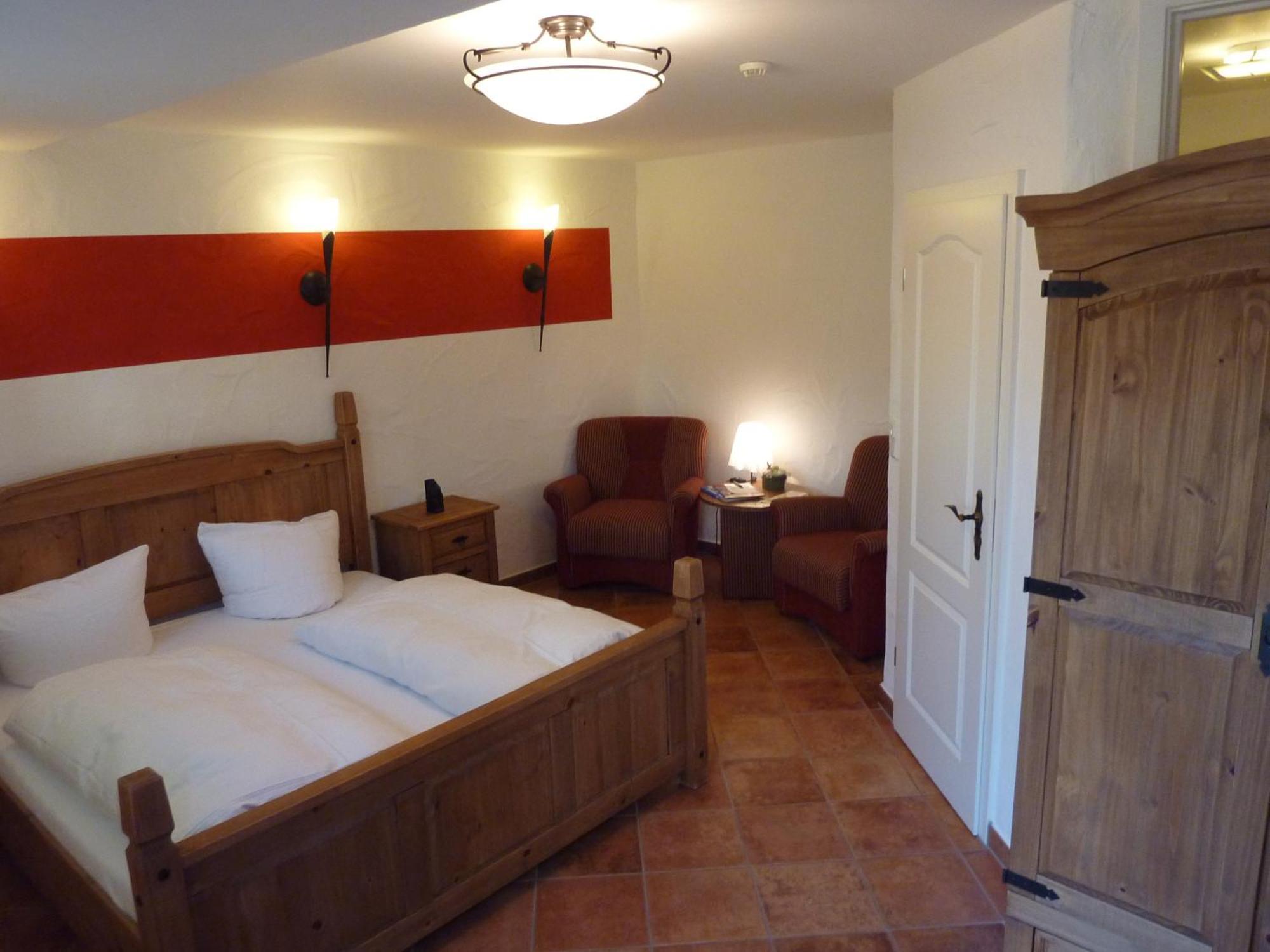 Zum Schlangenkoenig Hotel 3*